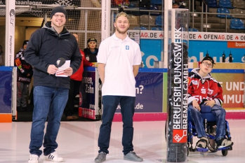 Gewinnspiel beim Spiel der Fischtown Pinguins